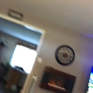 Meet your Posher, Dennis